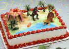 cake dinosaurs2.jpg (39307 bytes)